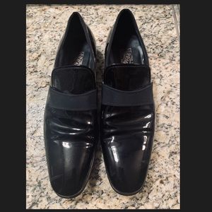 Authentic Ferragamo ANTOANE Patent Leather Loafers